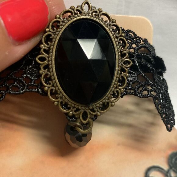 NEW Black Gothic Victorian Vampire Oval Pendant Lace Choker Adjustable Necklace - Picture 7 of 7